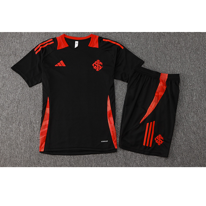 Tuta da Track
 SC Internacional Manica Corta
 Nero
 - Pantaloncini
 24-25